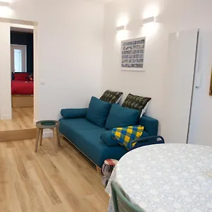 Charming Parisian With Air Conditioning - Climatisation & 2 Bedrooms - Batignolles , Paris France